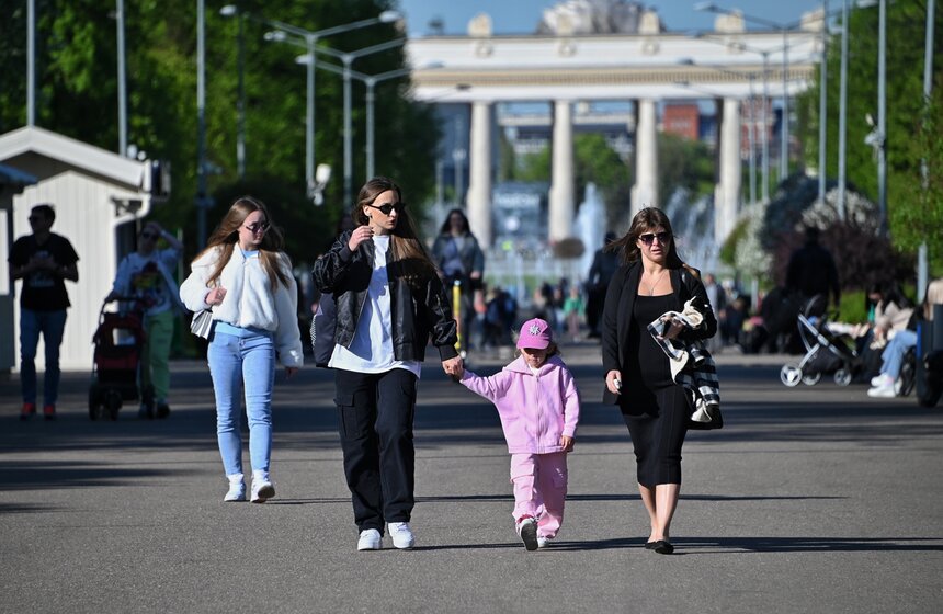 Минувший апрель стал одним из самых теплых за всю историю наблюдений в столице 7 фото