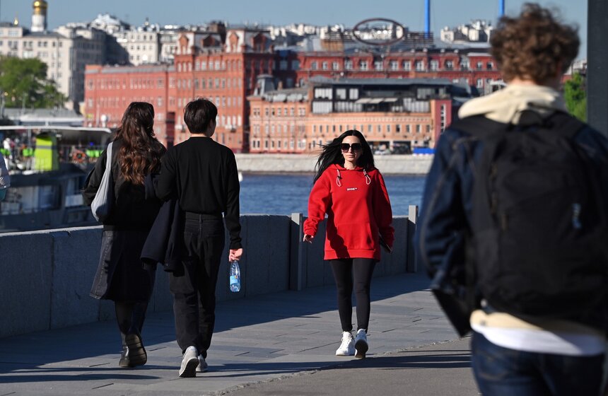 Минувший апрель стал одним из самых теплых за всю историю наблюдений в столице 12 фото