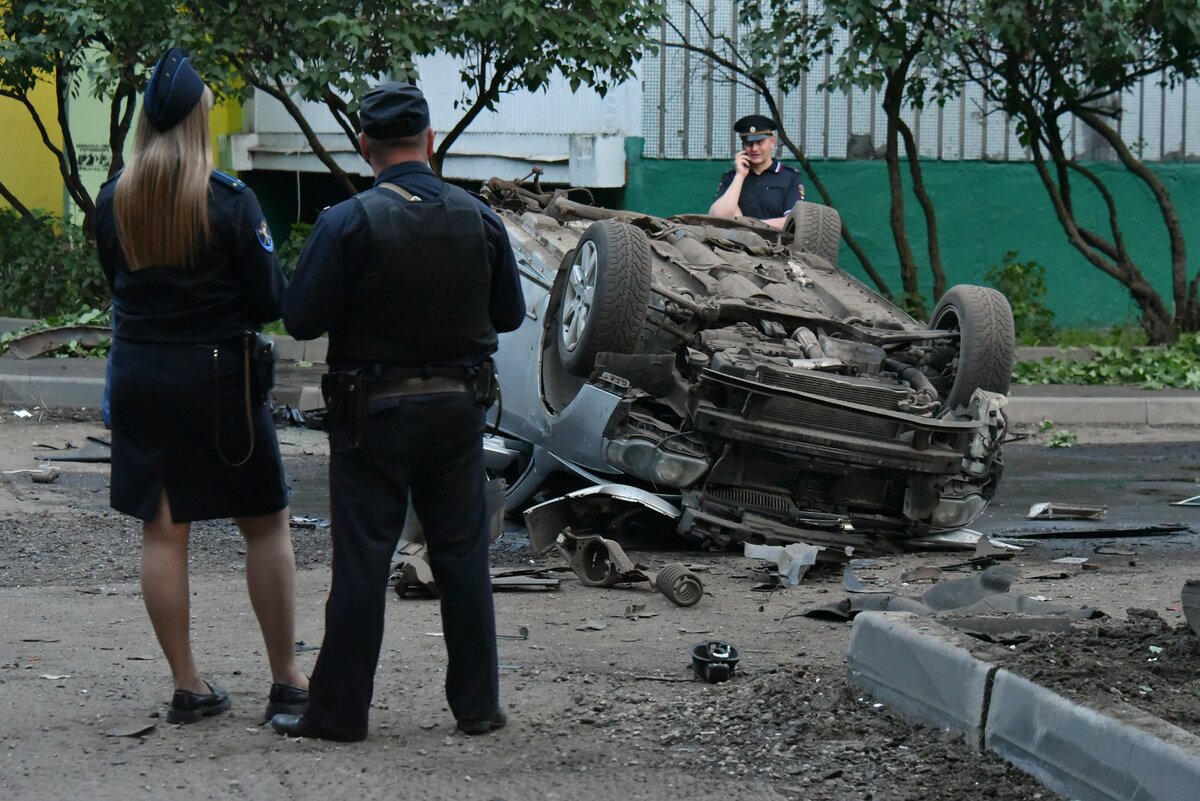 Где бомбили курская область. Взрыв машины в Москве сегодня.