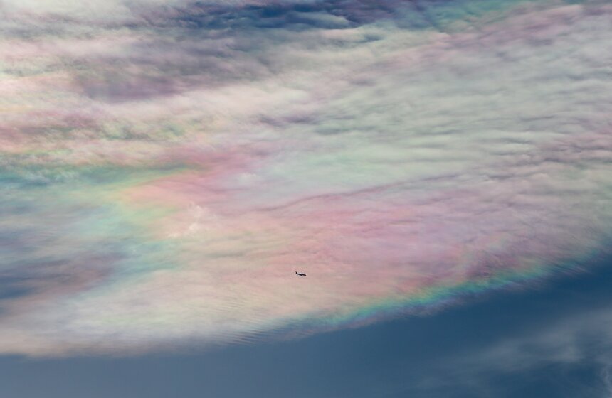 Москвичи наблюдали необычные облака и редкие природные явления в небе над столицей 20 фото