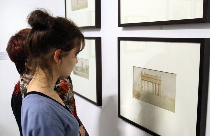 В МАММ показали фотоработы Ивана Бианки и Андре Штайнера 18 фото