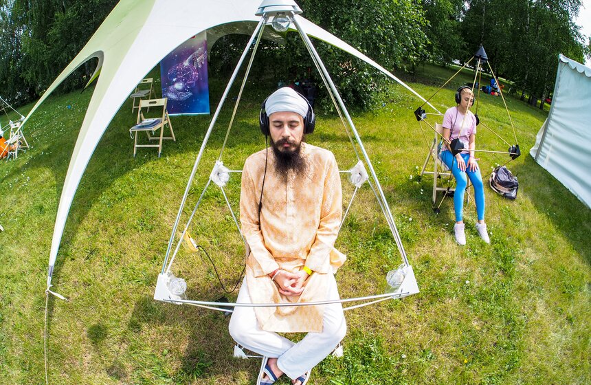 В музее-заповеднике "Царицыно" прошел 9-й Международный день йоги 8 фото