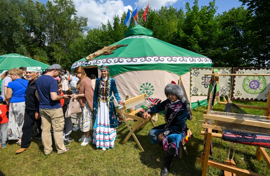 Общегородской праздник "Сабантуй-2023" прошел в Москве 16 фото