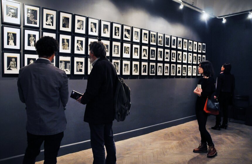 В Москве открылась выставка "Санкт-Петербургский Нуар" 9 фото