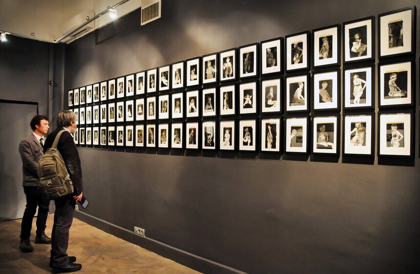 В Москве открылась выставка "Санкт-Петербургский Нуар" 6 фото