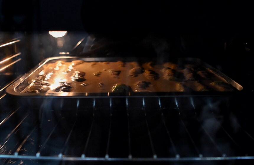 Шеф-повар Константин Ивлев провел мастер-класс в центре московского долголетия 16 фото