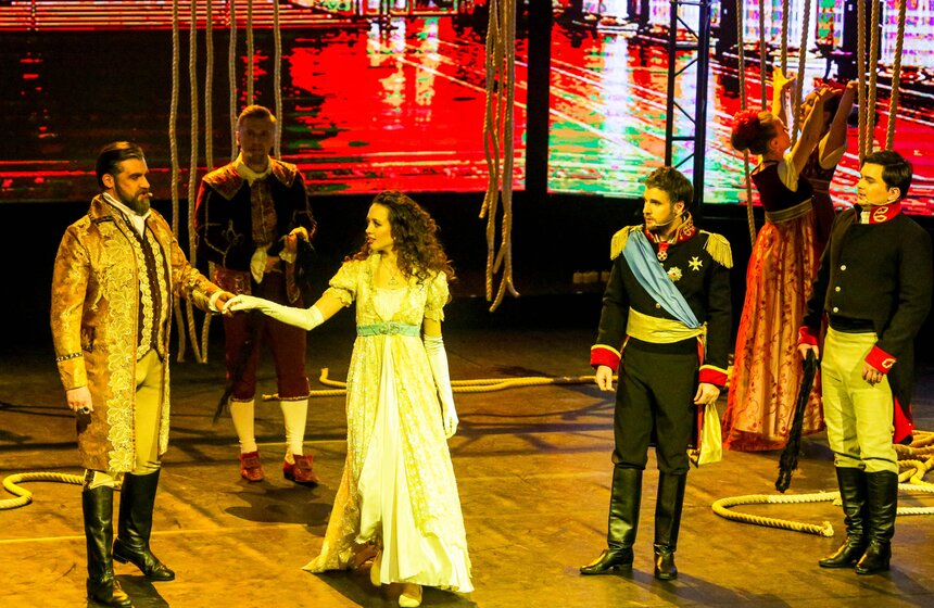 Первый показ рок-оперы "Юнона и Авось" Алексея Рыбникова прошел в театре "Градский Холл" 13 фото