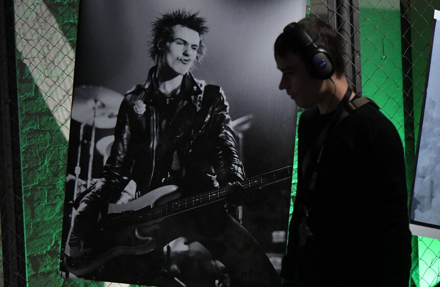 В Москве открылась выставка "Панк-культура. Король и Шут" 2 фото