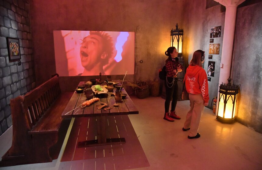 В Москве открылась выставка "Панк-культура. Король и Шут" 32 фото