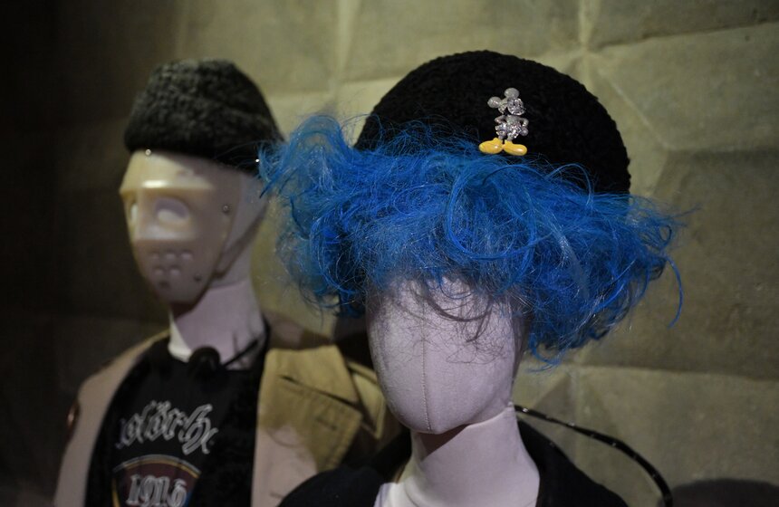 В Москве открылась выставка "Панк-культура. Король и Шут" 9 фото