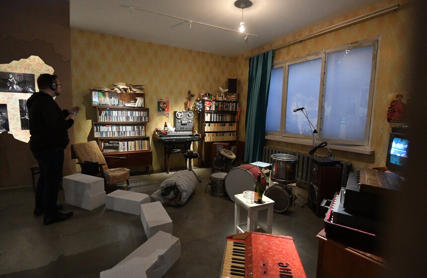 В Москве открылась выставка "Панк-культура. Король и Шут" 10 фото