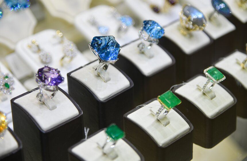 Выставка "Ювелирный вернисаж" состоялась на ВДНХ 16 фото