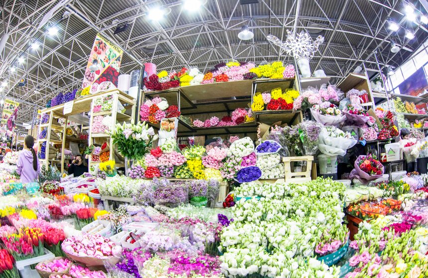 Количество покупок цветов в преддверии 8 Марта уменьшилось в РФ на 3% 12 фото