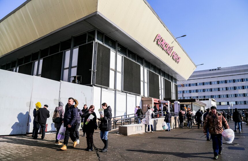 Количество покупок цветов в преддверии 8 Марта уменьшилось в РФ на 3% 27 фото