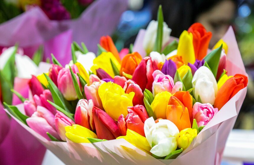 Количество покупок цветов в преддверии 8 Марта уменьшилось в РФ на 3% 2 фото