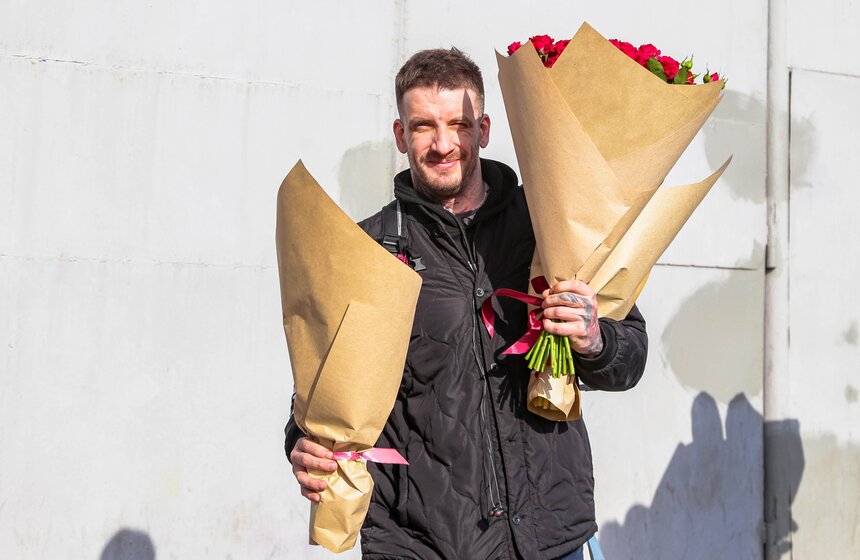 Количество покупок цветов в преддверии 8 Марта уменьшилось в РФ на 3% 24 фото