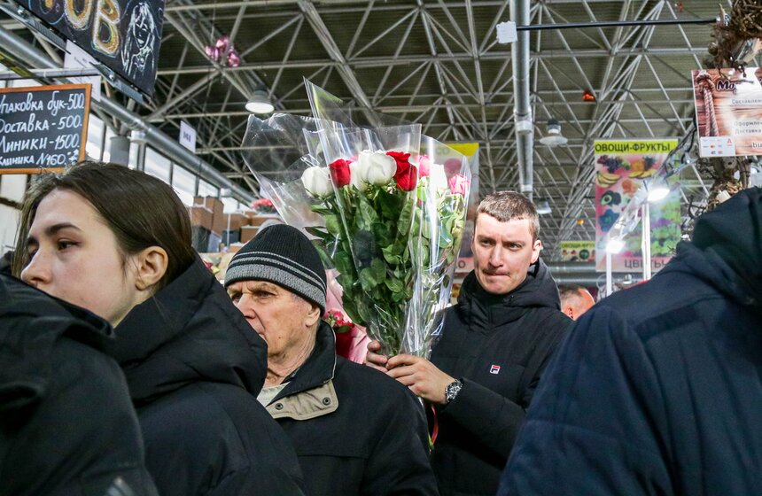 Количество покупок цветов в преддверии 8 Марта уменьшилось в РФ на 3% 5 фото