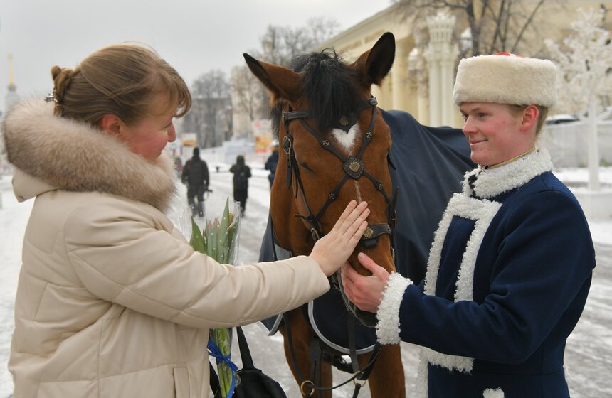 Специальная тематическая программа к 8 Марта прошла на ВДНХ 7 фото
