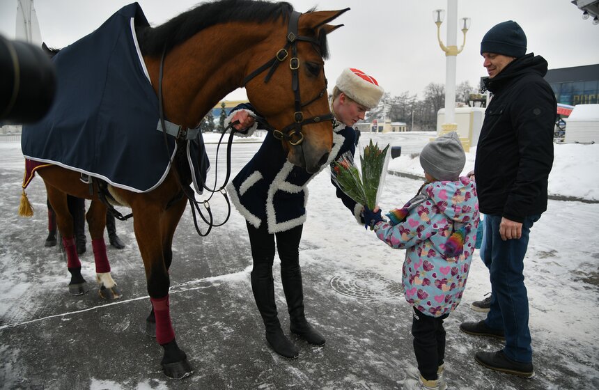 Специальная тематическая программа к 8 Марта прошла на ВДНХ 16 фото