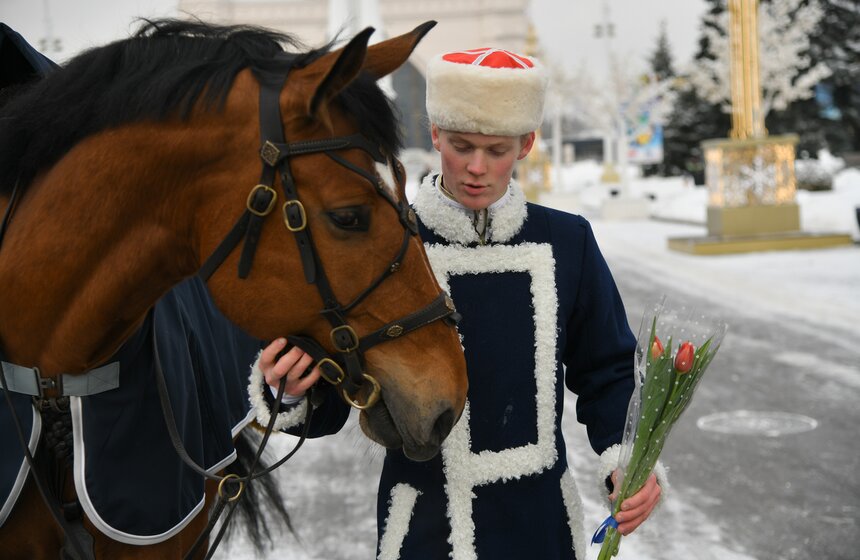 Специальная тематическая программа к 8 Марта прошла на ВДНХ 6 фото