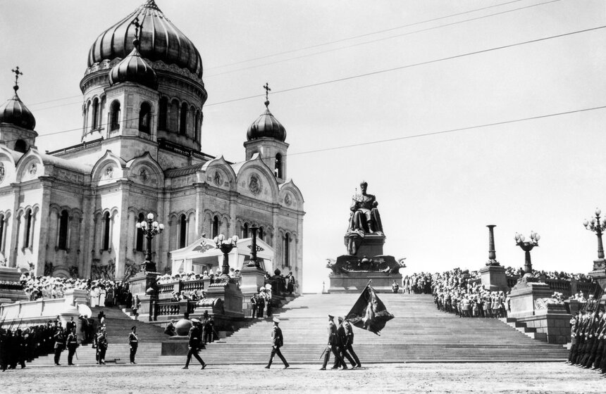 Торжества по случаю открытия памятника императору Александру III. 1912 год.