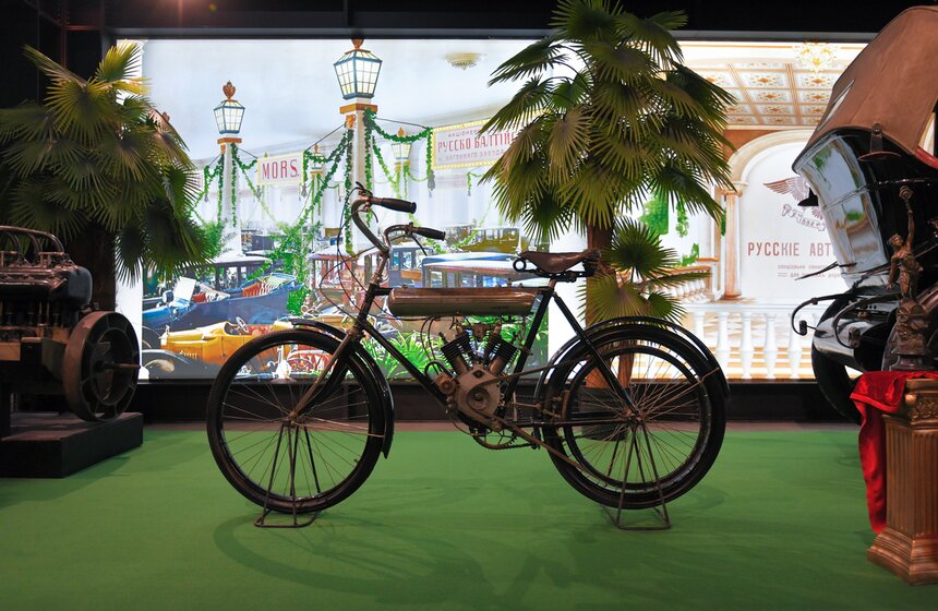 В Музее гаража особого назначения представили выставку об автомобилизации России 14 фото