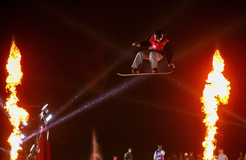 Гран-при Кубка чемпионов в дисциплине биг-эйр Grand Prix de Russie состоялось в Москве 14 фото
