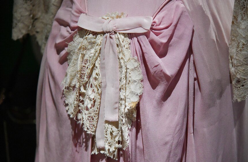 Выставка "ЛАМАНОВА. Русский дресс-код" открылась в Старом Английском дворе 3 фото