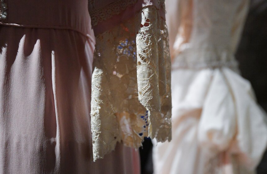 Выставка "ЛАМАНОВА. Русский дресс-код" открылась в Старом Английском дворе 15 фото