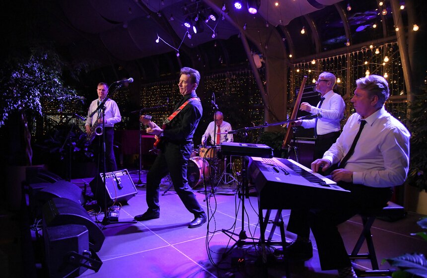 Праздничный концерт Валерия Сюткина прошел на ВДНХ 14 фото