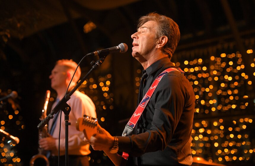 Праздничный концерт Валерия Сюткина прошел на ВДНХ 17 фото