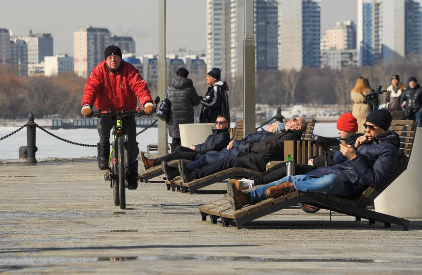 Метеорологическая весна пришла в столицу 13 фото