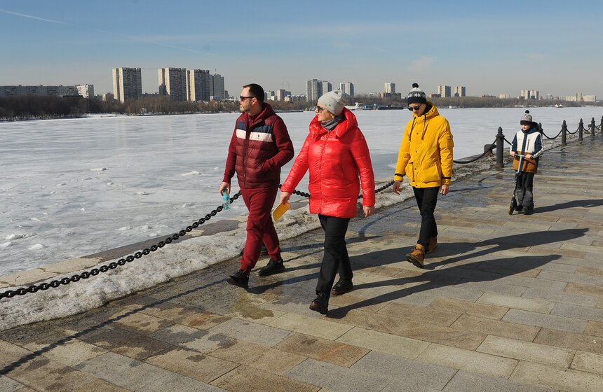 Метеорологическая весна пришла в столицу 15 фото