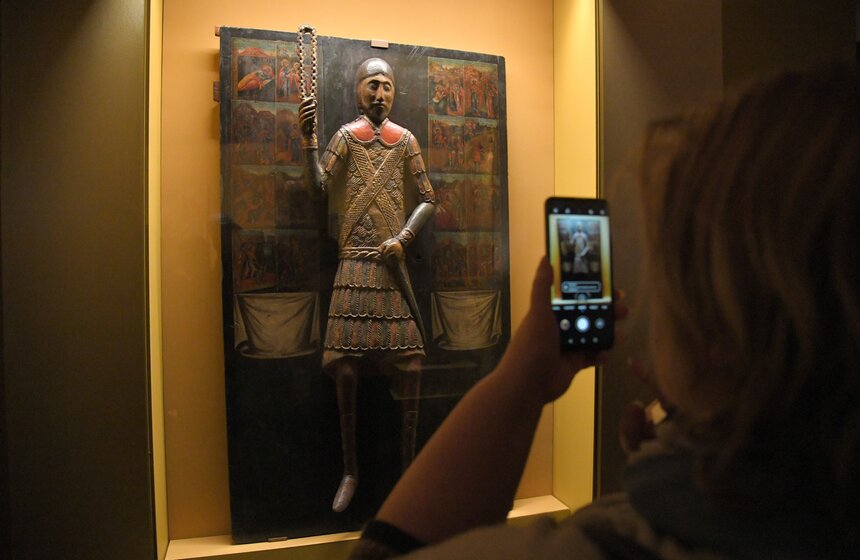 Выставка "Небесное воинство. Образ и почитание" открылась в Музеях Московского Кремля 16 фото