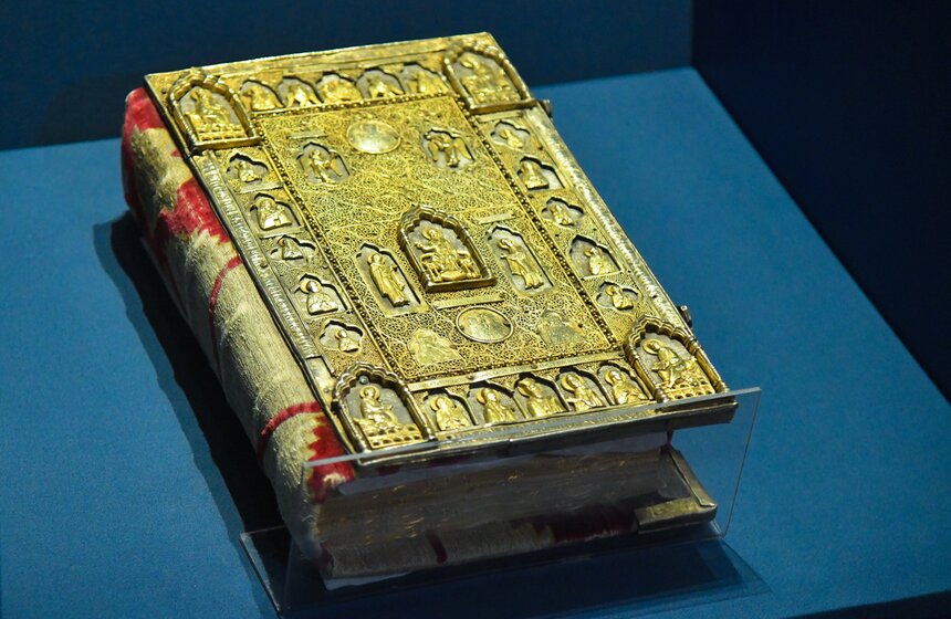 Выставка "Небесное воинство. Образ и почитание" открылась в Музеях Московского Кремля 15 фото