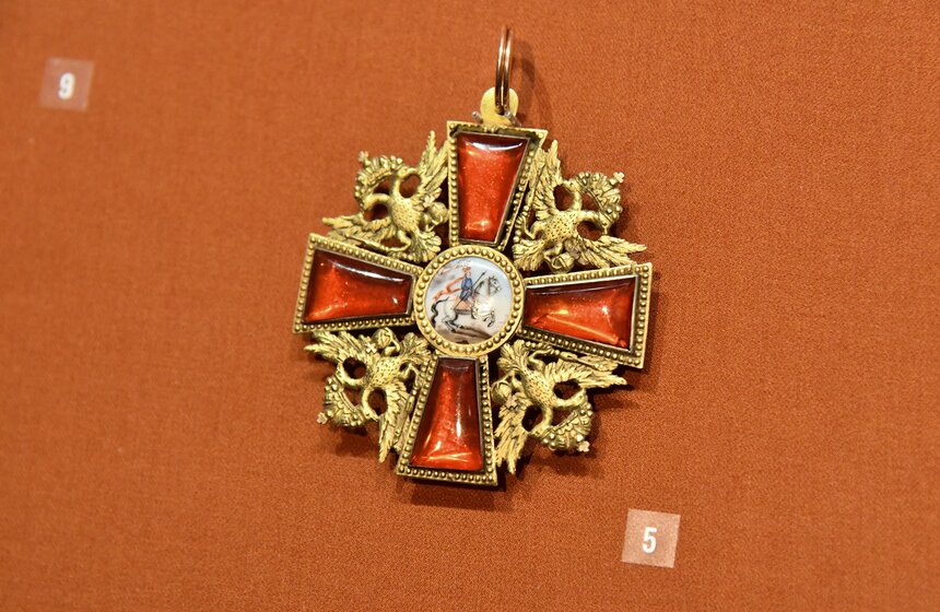 Выставка "Небесное воинство. Образ и почитание" открылась в Музеях Московского Кремля 9 фото