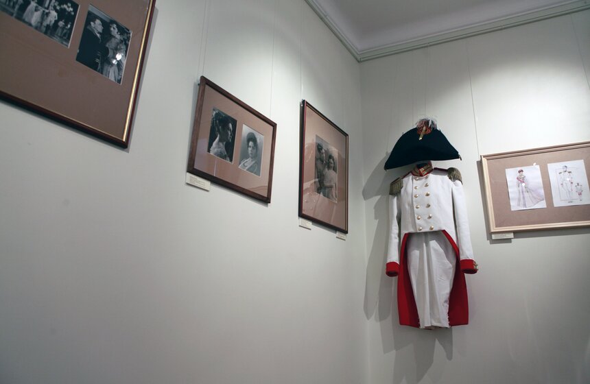 Выставка "Театральный костюм" открылась в Музее Л.Н. Толстого 7 фото
