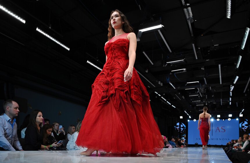 Показы в рамках Volga Fashion Week впервые прошли в Москве 29 фото