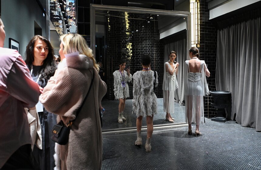 Показы в рамках Volga Fashion Week впервые прошли в Москве 3 фото