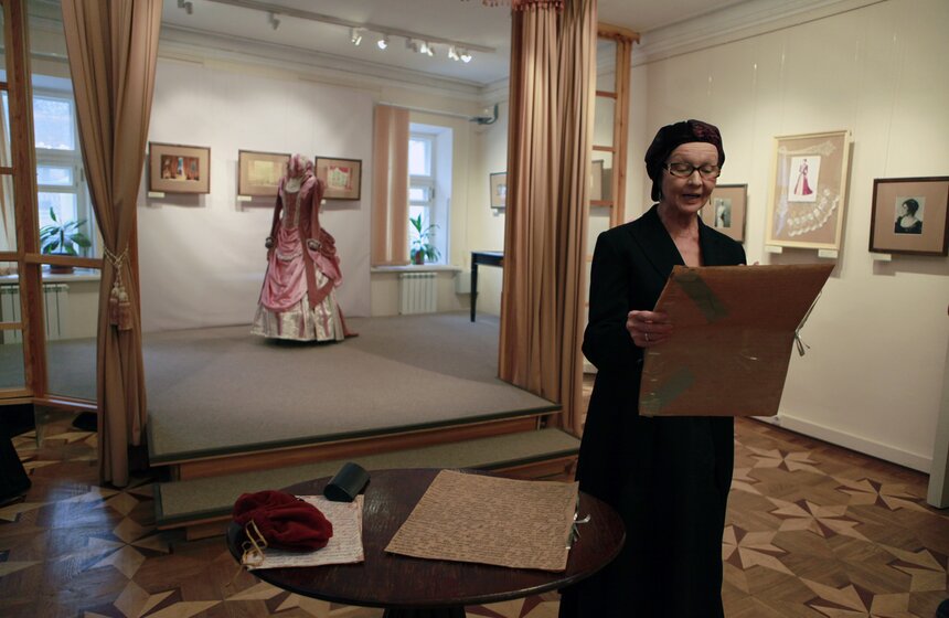 Выставка "Театральный костюм" открылась в Музее Л.Н. Толстого 15 фото