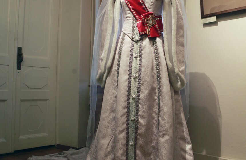 Выставка "Театральный костюм" открылась в Музее Л.Н. Толстого 14 фото