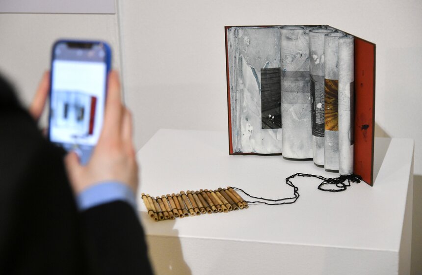 Выставка Biblio Nordica стартовала в Московском музее современного искусства 15 фото