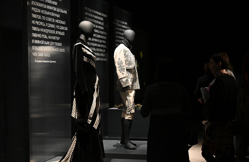 К 100-летию СССР в "Манеже" открыли выставку о советских домах культуры 19 фото