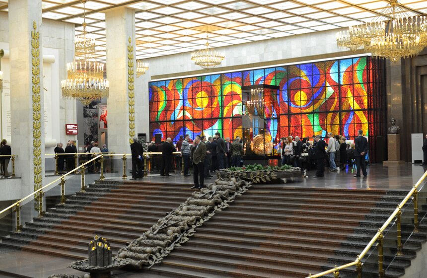 В Москве открылась выставка "Традициям подвига верны" 1 фото