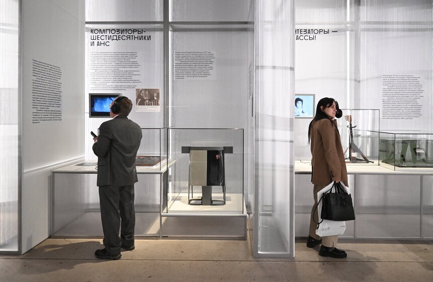 К 100-летию СССР в "Манеже" открыли выставку о советских домах культуры 11 фото