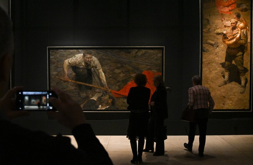 К 100-летию СССР в "Манеже" открыли выставку о советских домах культуры 4 фото