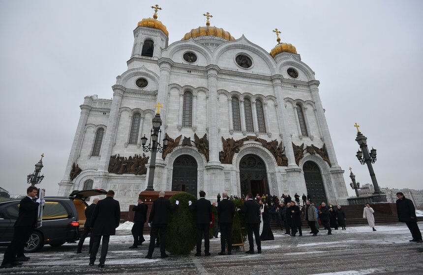 Церемония прощания с Инной Чуриковой завершилась в столице 40 фото
