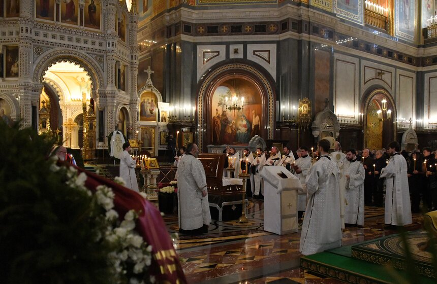 Церемония прощания с Инной Чуриковой завершилась в столице 15 фото