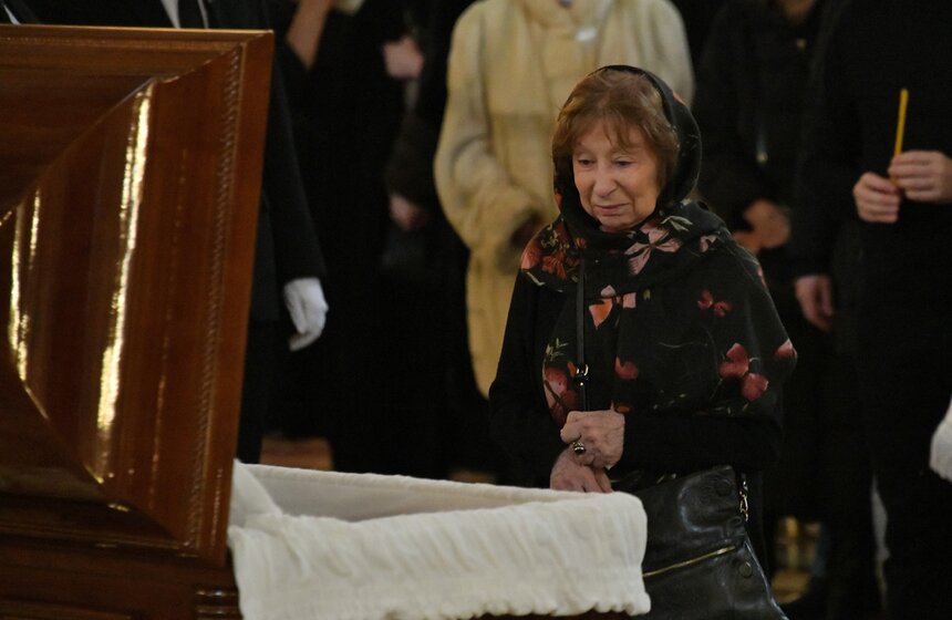 Церемония прощания с Инной Чуриковой завершилась в столице 29 фото