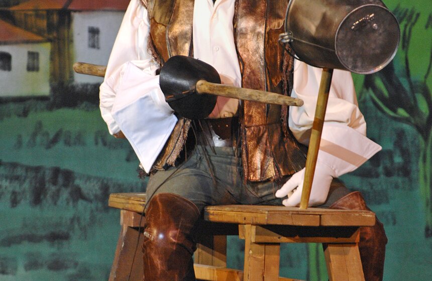 Спектаклем «Человек из Ламанчи» открыт сезон в театре Российской армии, 2007 год